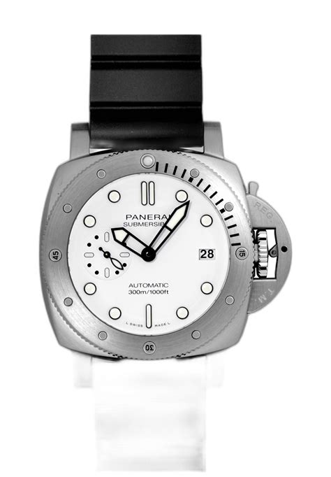 Panerai PAM01223 : Luminor Submersible 42 3 Days .